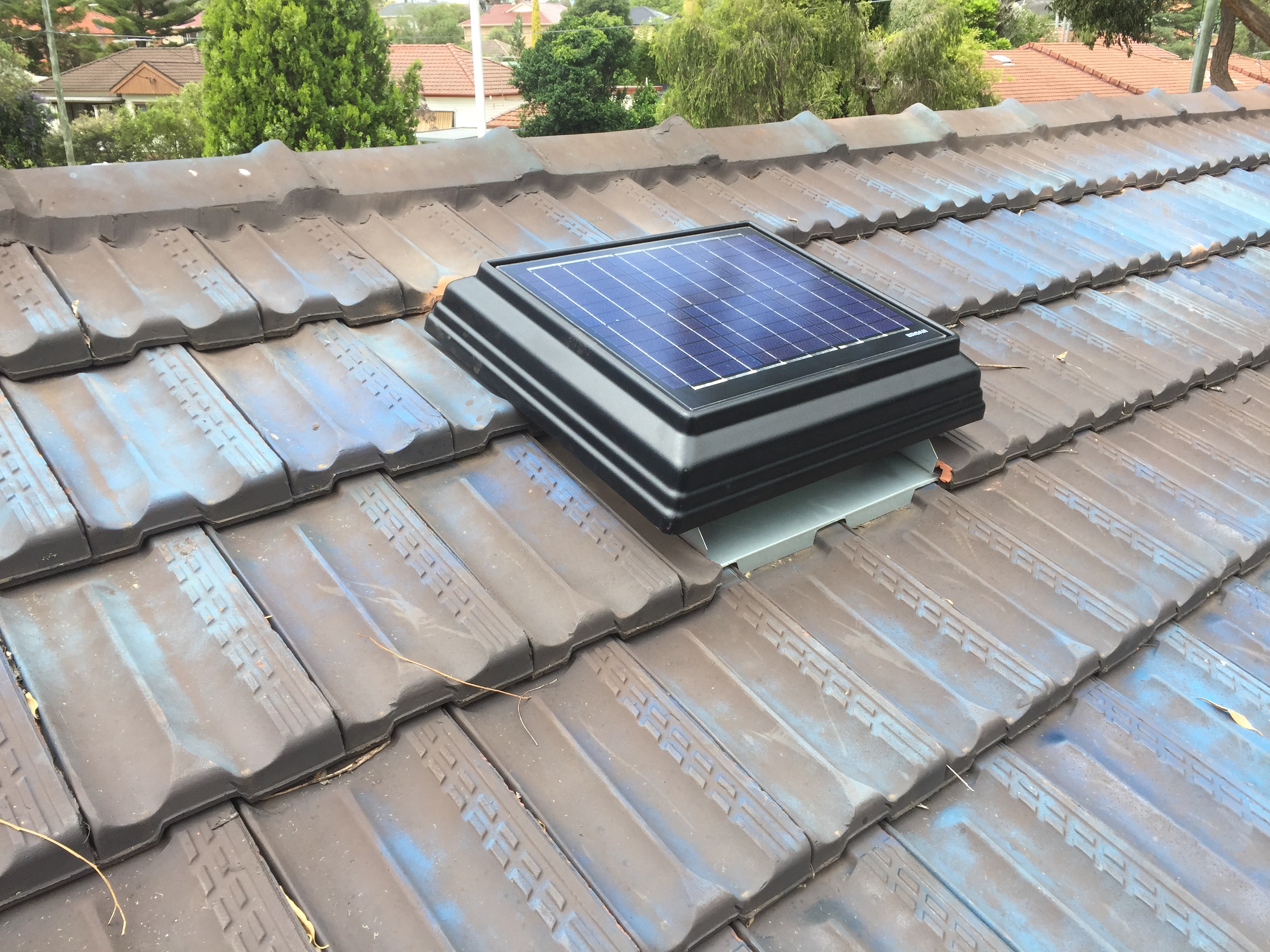Solar Powered Roof Ventilators2